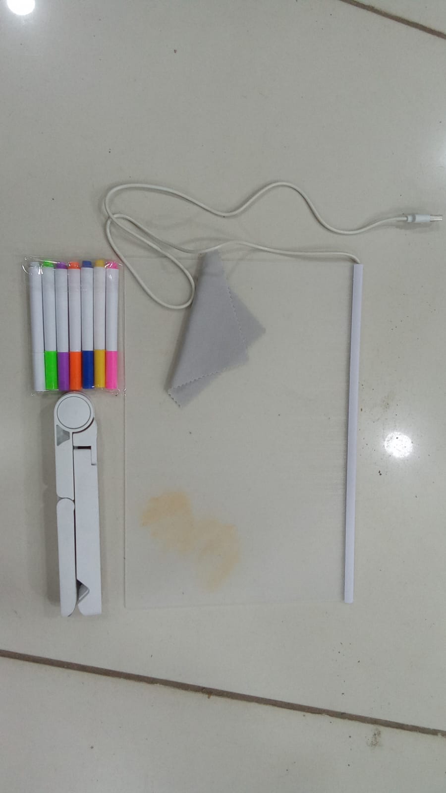 LED Light-Up Writing Board 20×30 cm Acrylic Message Pad with Stand Colorful DIY Notes Erasable Marker Display Board